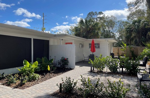 Alta Vista Apartment | Sarasota -Close to Lido & Siesta Beaches, Downtown, Pinecraft & Nathan Benderson