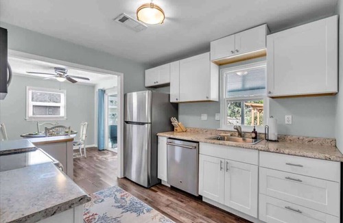 Indian Beach Sapphire Shores House | Sarasota Cottage w/Heated Salt Water Pool