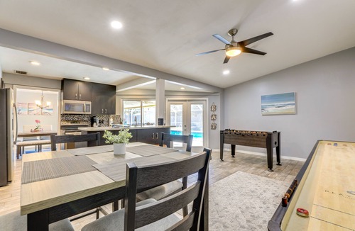 Whitfield House | Sarasota Home w/Heated Pool: 3 Mi to Airport!