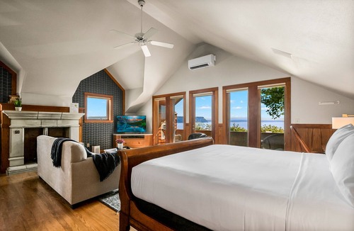 Langley House | Saratoga Inn