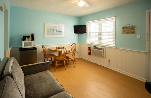 Wildwood Crest Hotel | Saratoga Resort