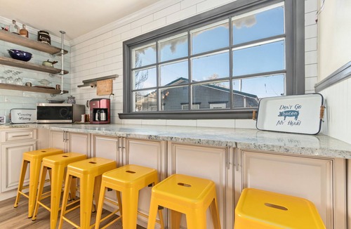 Saratoga House | Saratoga Stage Coach Stop