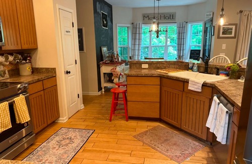 Saratoga Springs House | Saratoga track rental- 6 bedroom