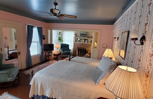 Alma Bed & Breakfast | Saravilla Bed and Breakfast