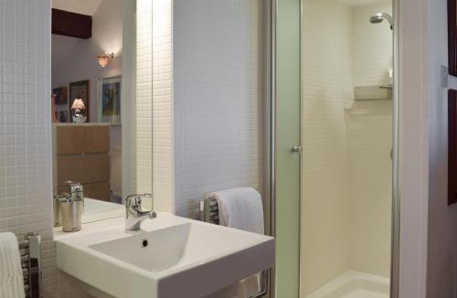 Wiseman's Bridge House | Sardis Cottage