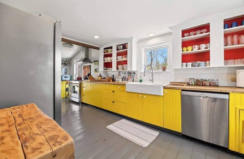 Sargentville House | Sargent House Summary