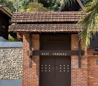 Karak House | Sari Chempaka Home Stay