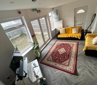 South Hornchurch Apartment | Sariyu place