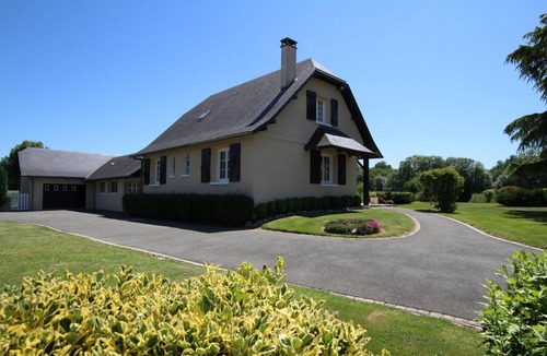 Espechede House | SARTHOU - ESPECHEDE - Gîte