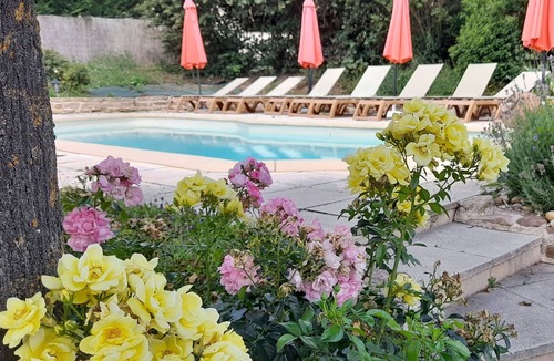 Julienas Hotel | SAS HOTEL DES VIGNES