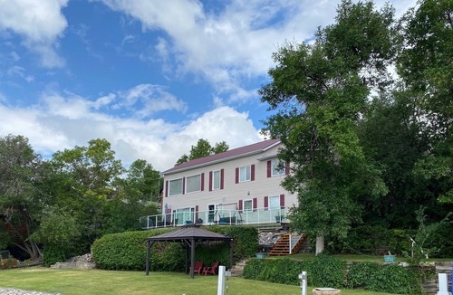 Fort Qu'Appelle Cottage | Saskatchewan Cottage/Lake Get-away!