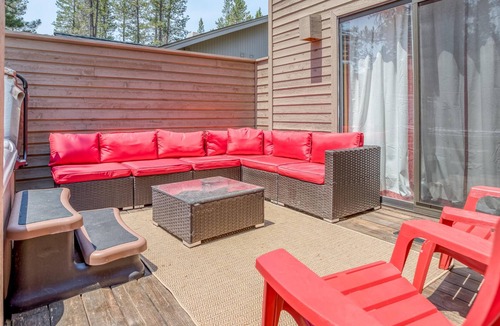 Deer Park House | Sasquatch