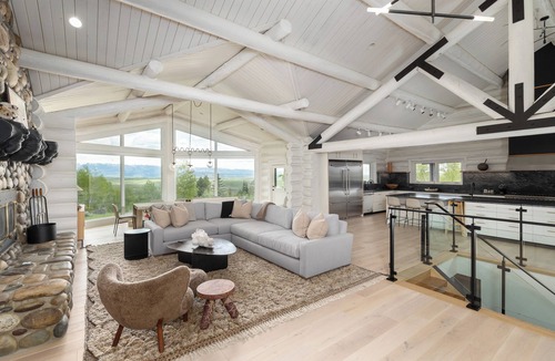 Pinedale Villa | Satchitananda Ranch