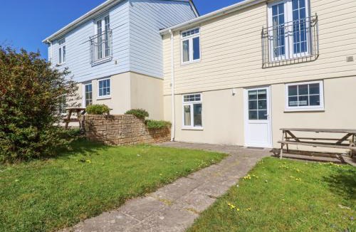 Saint Columb Major House | Satinwood