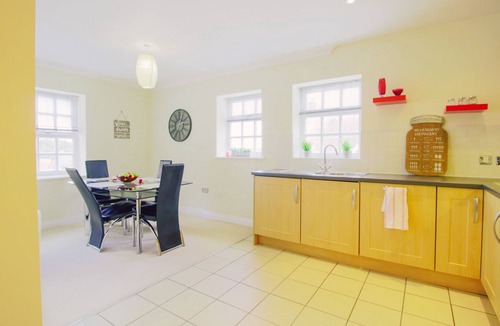 Colchester House | Satrview Apartment 101