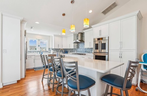Ocean Sands House | Saturday to Saturday only elevator private pool hot tub Close to Ocean!