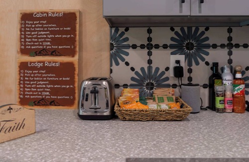 Darrington Cabin | Sauk River Cabins Hot Tub Firepit