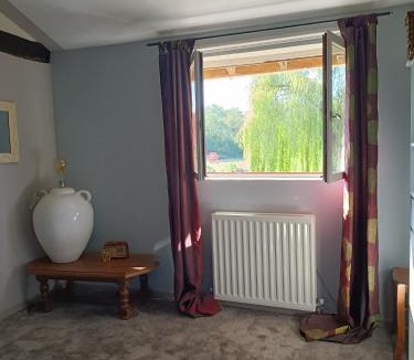 Betpouy Apartment | SAULE ET RIVIERE