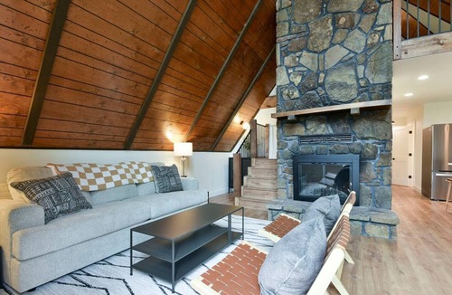 Branson Cabin | Sauna, cold plunge, Pet friendly