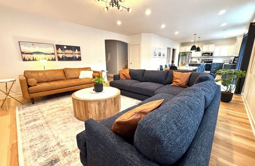 Rockaway Beach House | Sauna, hot tub, cold plunge, steps to beach, dog friendly, fire pit!