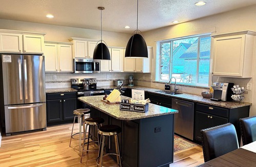 Rockaway Beach House | Sauna, hot tub, cold plunge, steps to beach, dog friendly, fire pit!