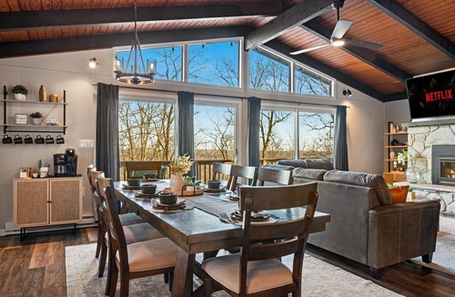 Lake Harmony Estates Cabin | Sauna-HotTub-FirePit-Private Lot