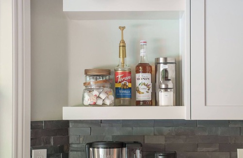 Brightwood House | Sauna, HotTub, Firepit, Skiing, Steps to Sandy River