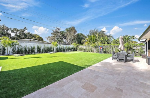 Jupiter House | Sauna Hottub Putting Green 7 Mins to Beach