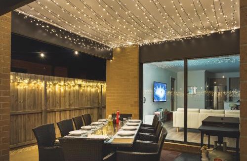 St Leonards House | Sauna, King Beds, Tranquility Base Fun Large Home