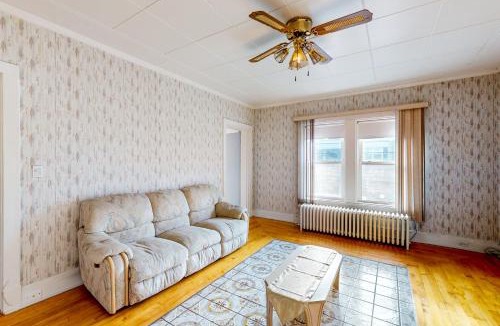 Madawaska House | Sauna! Northern Maine Base Near Snowmobile Trails