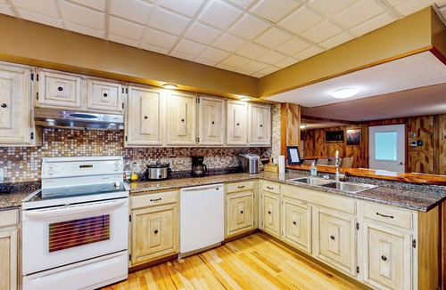 Madawaska House | Sauna! Northern Maine Base Near Snowmobile Trails