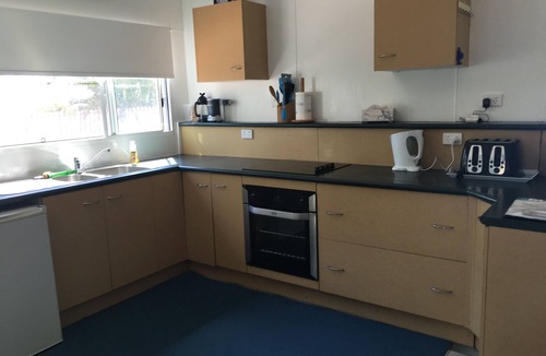 Saunders Beach House | Saunders Beach Shack - on the beach