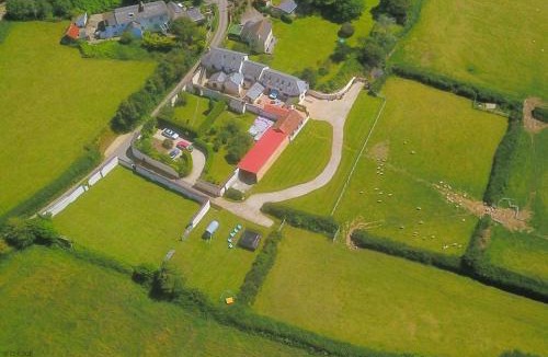 Braunton House | SAUNTON GRANGE 7 Bedrooms