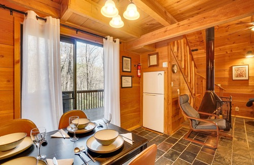 Sautee Nacoochee Cabin | Sautee Nacoochee Mtn Paradise w/Spacious Deck!