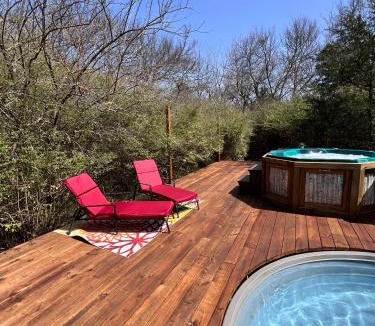 Celeste Bed & Breakfast | Savannah's Meadow