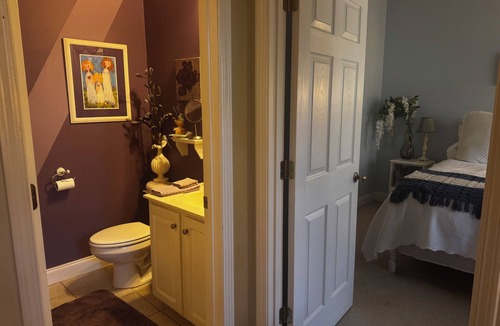 Kennesaw House | Savannah Suite