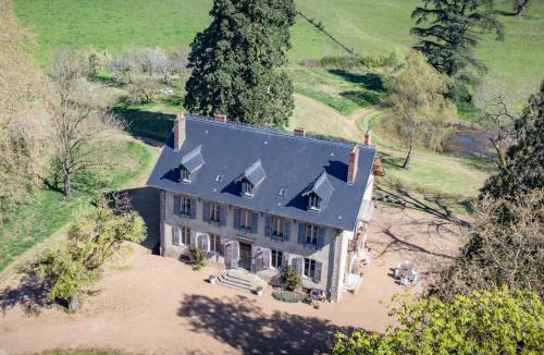 Saint-Saulge House | Savigny