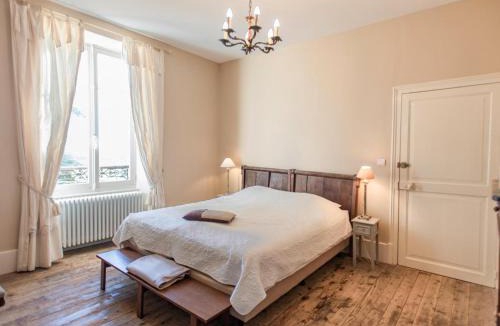 Saint-Saulge House | Savigny