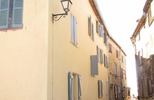 Chateauneuf-Grasse House | Savory - Châteauneuf-Grasse