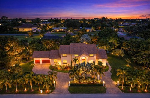 Plantation House | Sawgrass Estates Luxury Mansion 7 Bed | Basketball Court | Movie Theater | Game Room | Pool