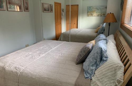 Copperville Bed & Breakfast | Sawing Logzz Cabin