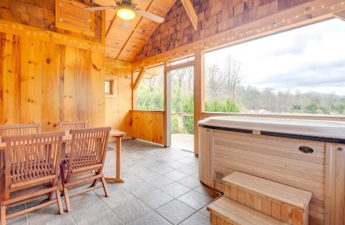 Skyland House | ‘Sawyer’s Cabin’ w/Hot Tub in Blue Ridge Mtns!