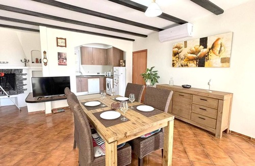 Almadraba-Canyelles Ski Chalet | SB-Nice house only 200 mts from Canyelles beach