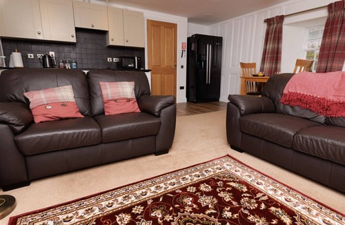 Scalloway Apartment | Scalloway Charm 1BR Apt with Coastal Views