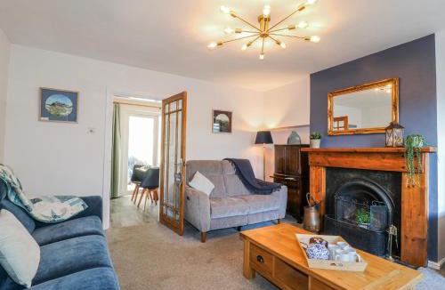 Stone House | Scamnel