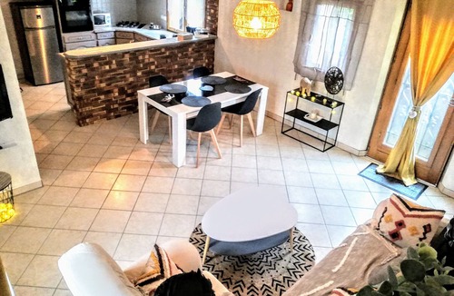 Marly-la-Ville House | SCANDI-HOUSE 🌟 CDG✈️/Asterix 15mn/chantilly 20mn 🌟 Shuttle 🚙