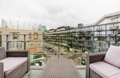 Amager Apartment | Scandi Retreat Steps from the Harbor