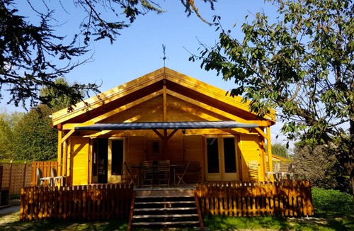 Saint-Sauveur-les-Bray Ski Chalet | Scandinavian chalet "La Datcha"