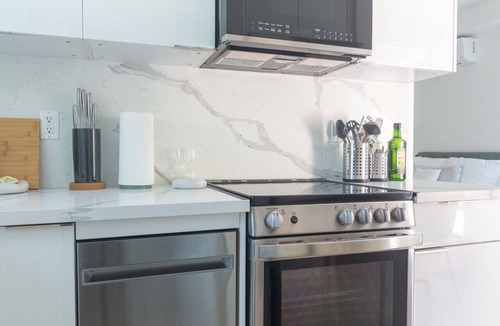 NoHo Arts District Apartment | Scandinavian-Style 1BR Apartment BUILT 2024 (p80)