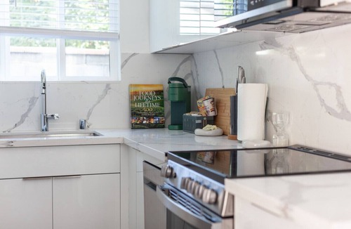 NoHo Arts District Apartment | Scandinavian-Style 1BR Apartment BUILT 2024 (p80)